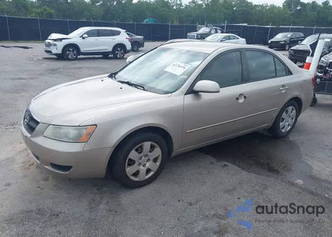 2008 Hyundai Sonata Gls from USA, damaged, VIN 5NPET46C68H379753